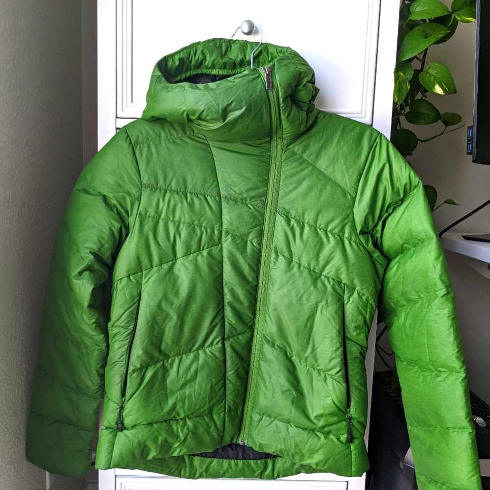 Fall cropped puffer jacket